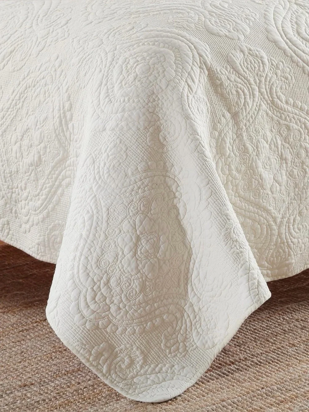 NEW Anthropologie White Queen King Boho Damask Quilt Bedspread Blanket Sham Set